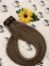 Load image into Gallery viewer, Clips hair extensions - 120g 22inch